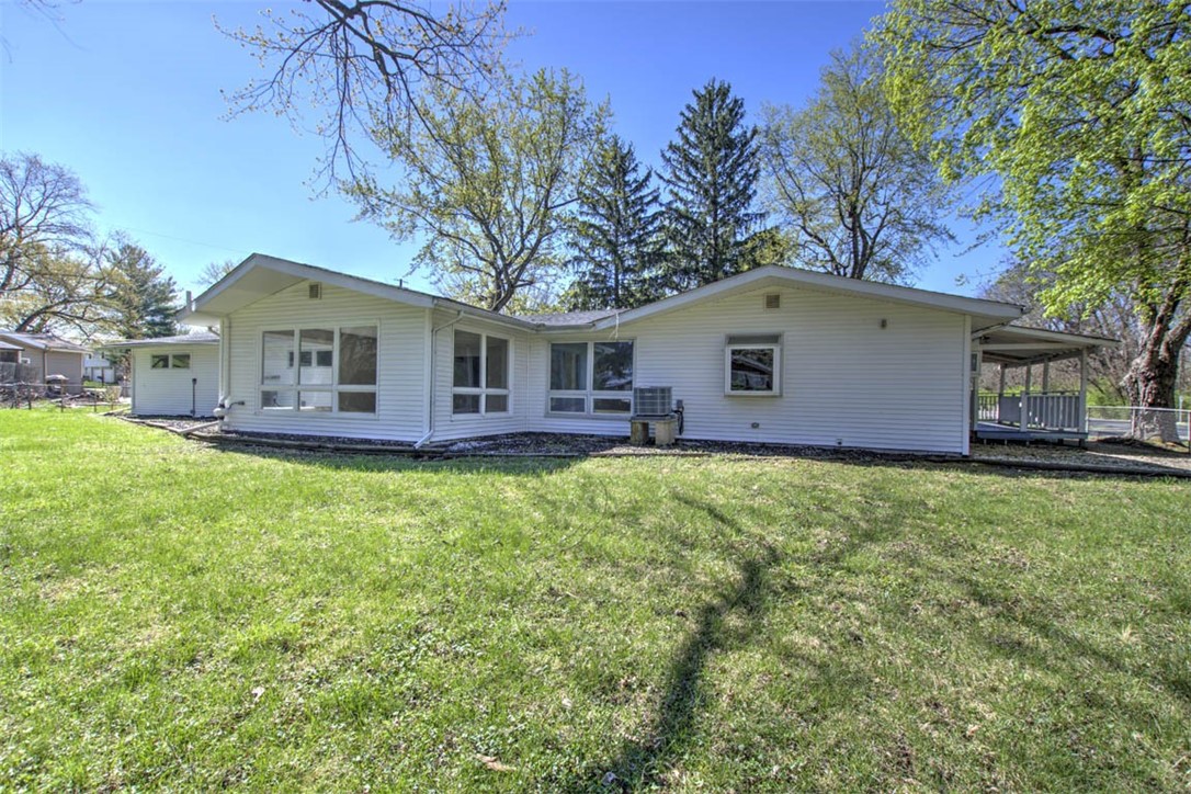 288 Brown Avenue Decatur, IL 62526 - Photo 28 of 36 Gallery Image 28