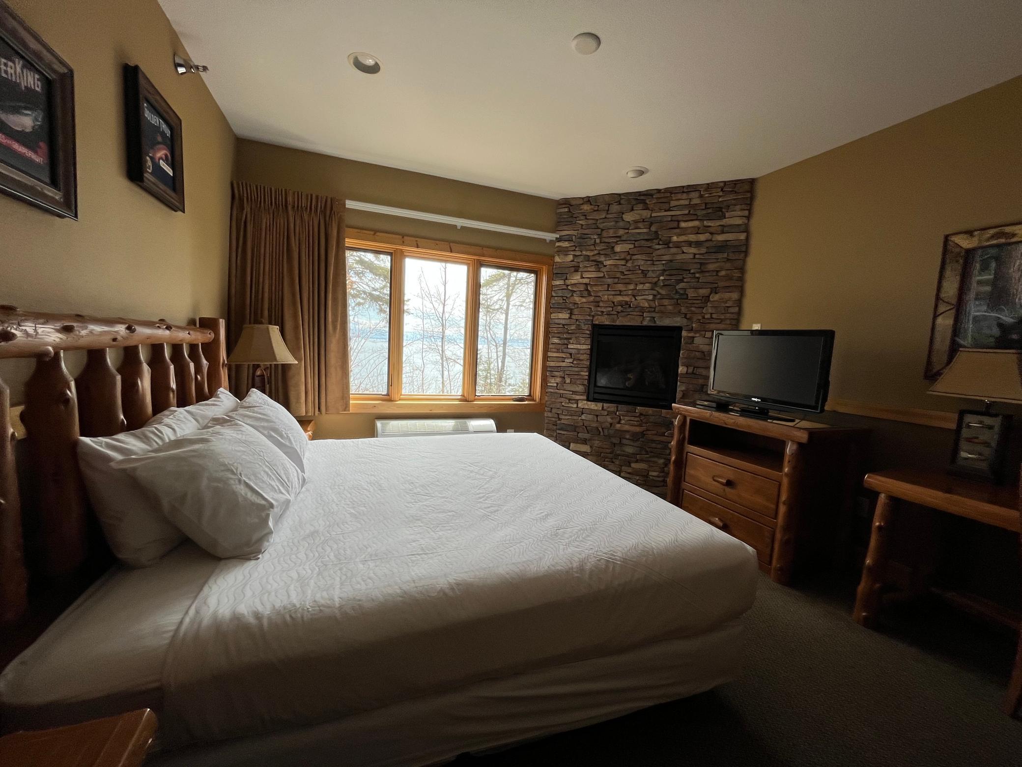 Two Burlington Road Two Harbors, MN 55616 - Photo 19 of 30