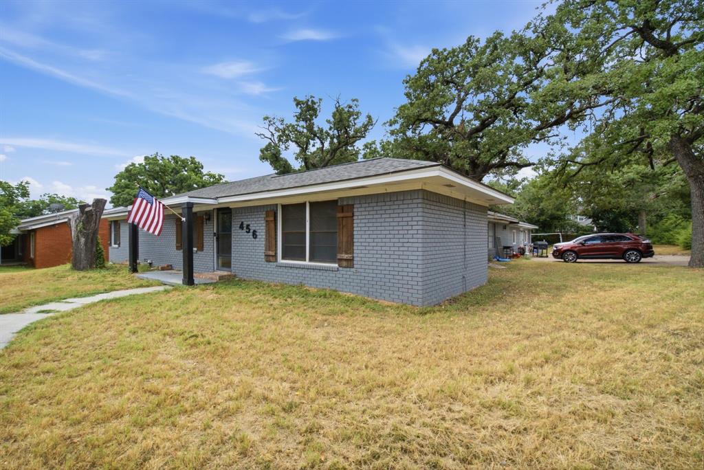 456 Alexander Road Stephenville, TX 76401 - Photo 1 of 24