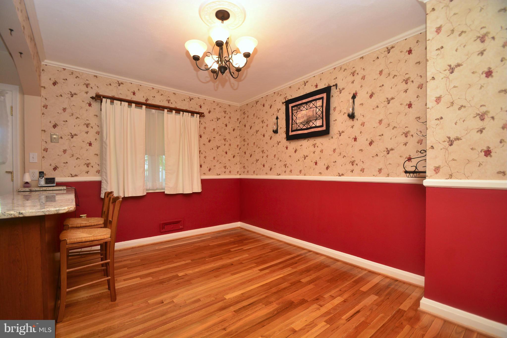2757 Kirkleigh Road Baltimore, MD 21222 - Photo 14 of 30 Dining Room