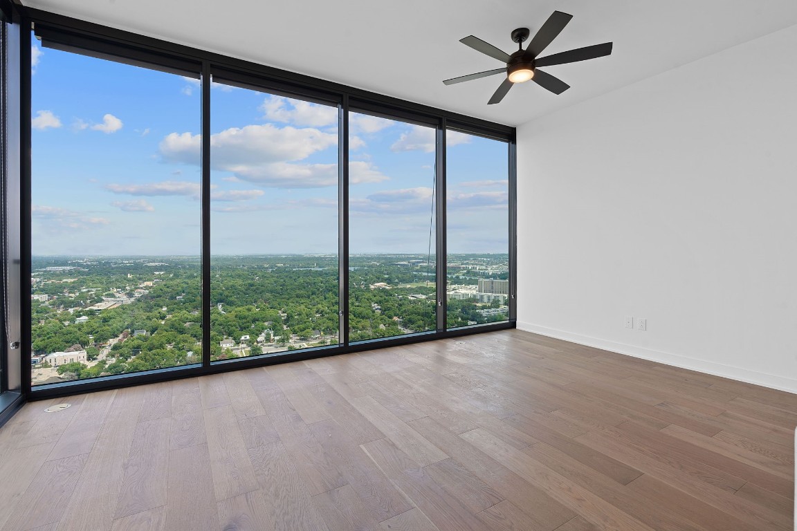 84 East Avenue, Unit 3404 Austin, TX 78701 - Photo 12 of 40 a view of a floor in a room