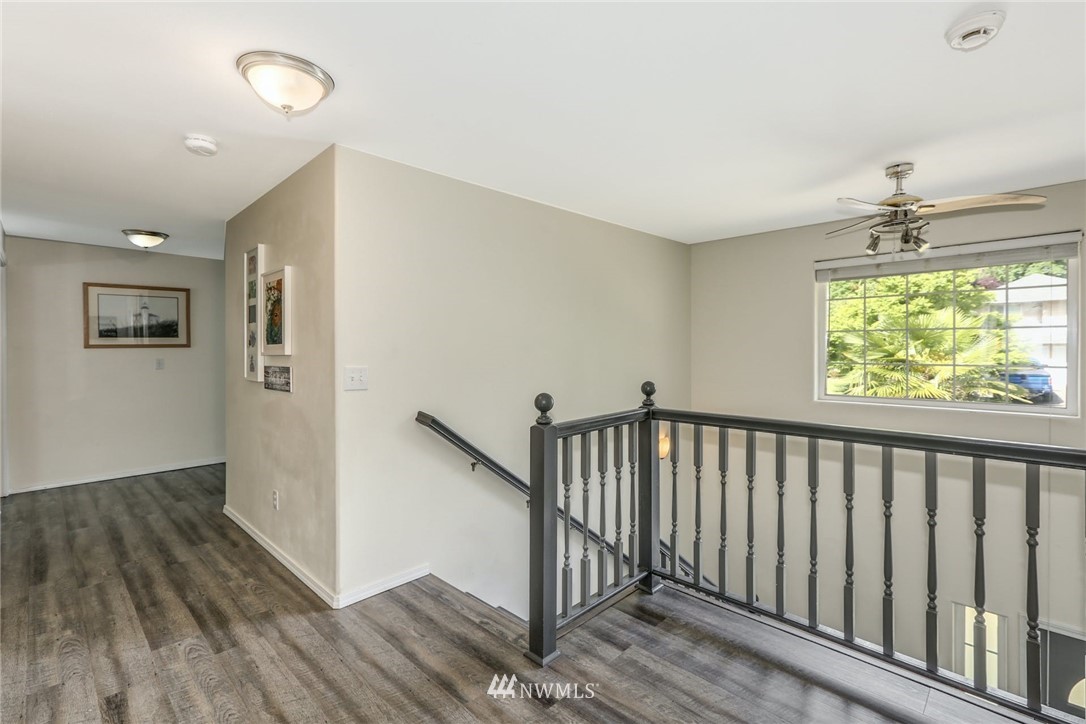 19603 9th Drive Southeast Bothell, WA 98012 - Photo 17 of 29 Gallery Image 17