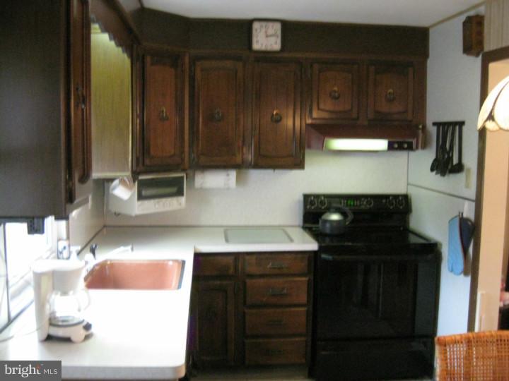 406 Devon Road Havertown, PA 19083 - Photo 8 of 15