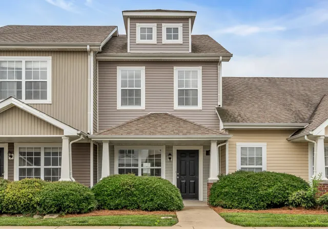 $205,000 | 68 John Sevier Avenue, Clarksville, TN 37040