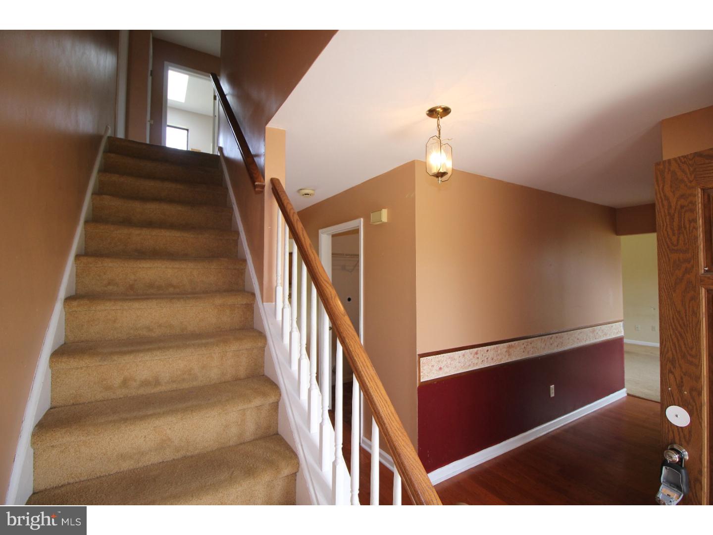 1141 Valley Road Warminster, PA 18974 - Photo 2 of 19 Gallery Image 2