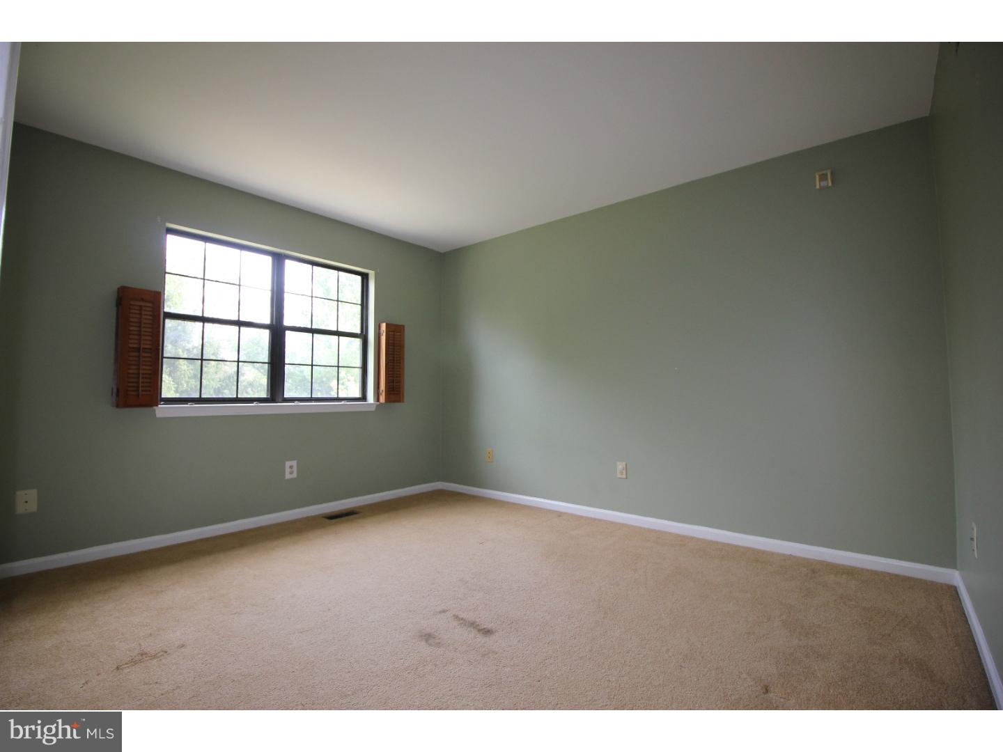 1141 Valley Road Warminster, PA 18974 - Photo 12 of 19 Gallery Image 12