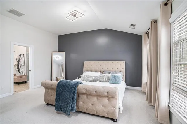 $399,999 | 6084 Holly Park Lane Southeast, Mableton, GA 30126