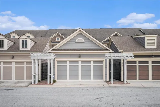 $399,999 | 6084 Holly Park Lane Southeast, Mableton, GA 30126