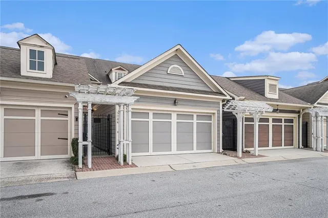 $399,999 | 6084 Holly Park Lane Southeast, Mableton, GA 30126