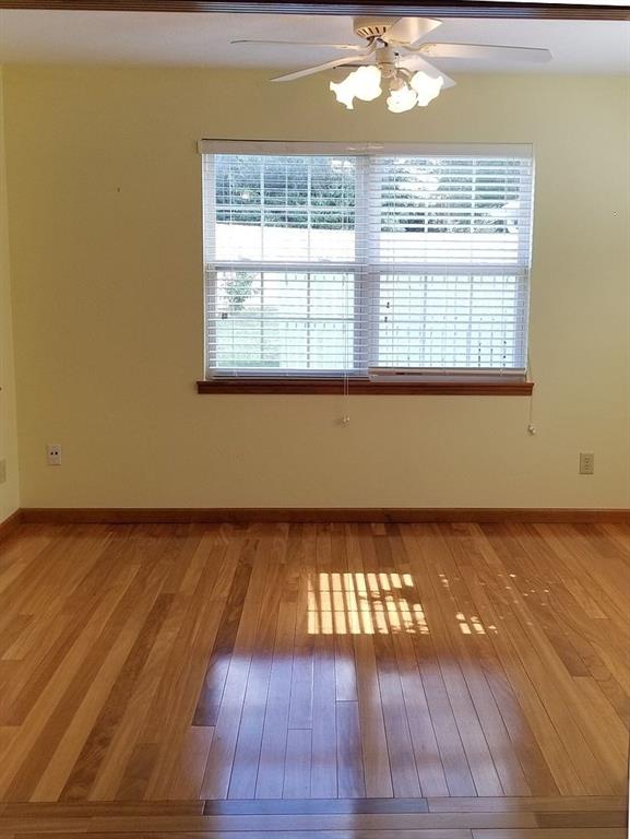 5673 Misty Ridge Drive Indianapolis, IN 46237 - Photo 6 of 13 Gallery Image 6