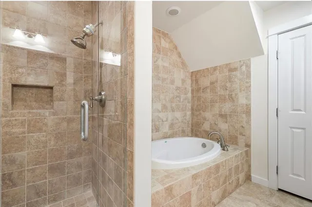 $4,700 | 2608 Thomas Avenue, Unit 8, Dallas, TX 75204