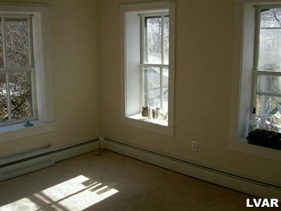 8737 Cardinal Road New Tripoli, PA 18066 - Photo 10 of 11 Gallery Image 10
