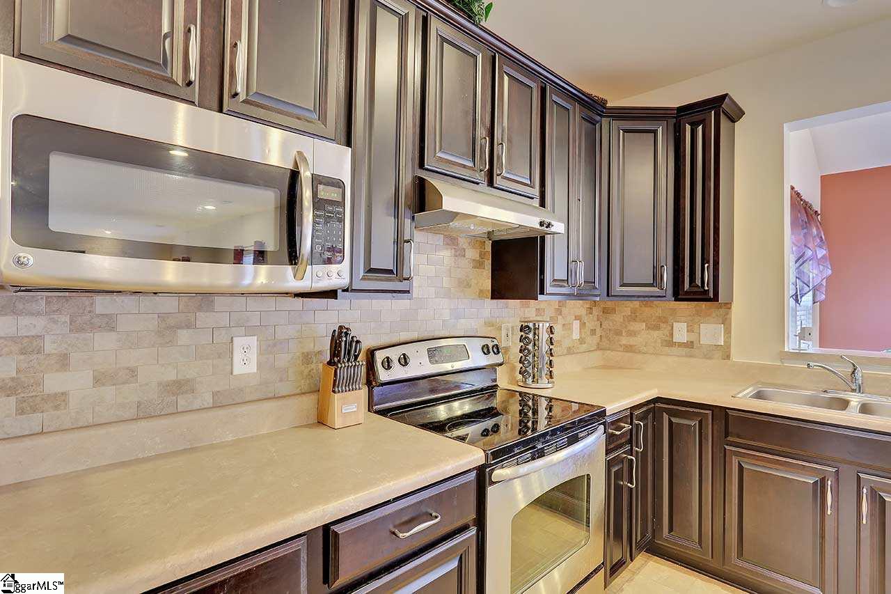 4 Neves Drive Greenville, SC 29607 - Photo 15 of 36 Gallery Image 15