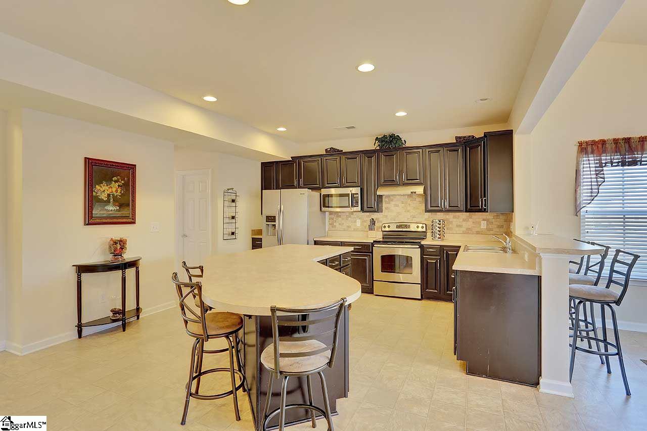 4 Neves Drive Greenville, SC 29607 - Photo 17 of 36 Gallery Image 17