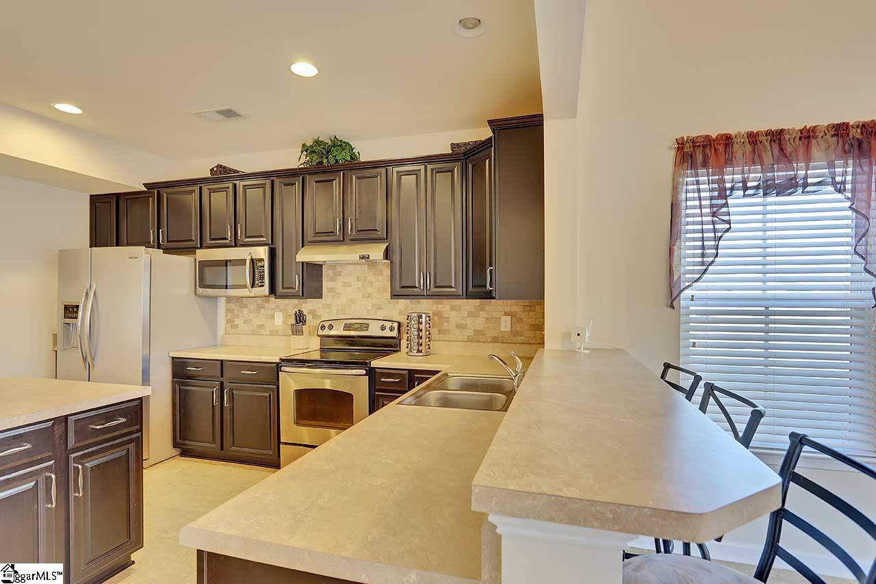 4 Neves Drive Greenville, SC 29607 - Photo 18 of 36 Gallery Image 18