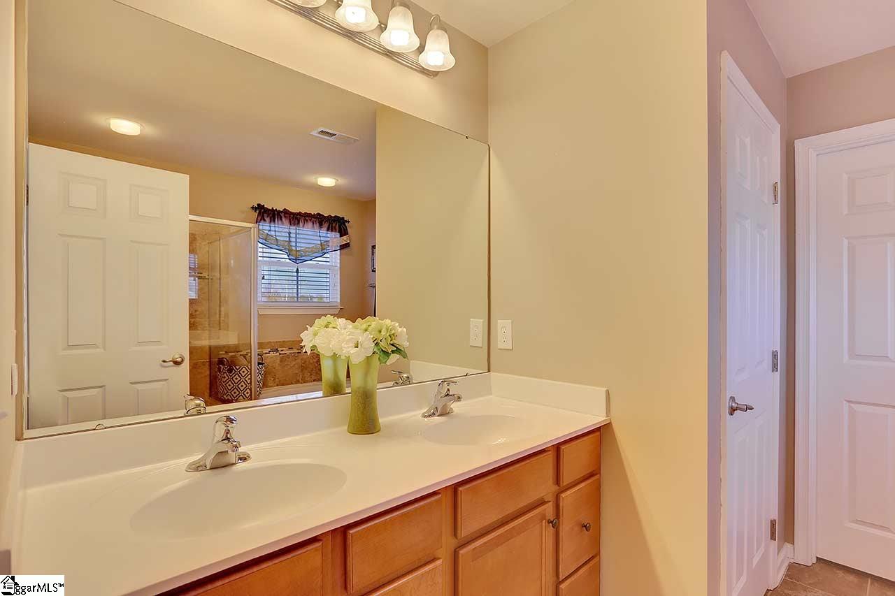 4 Neves Drive Greenville, SC 29607 - Photo 26 of 36 Gallery Image 26