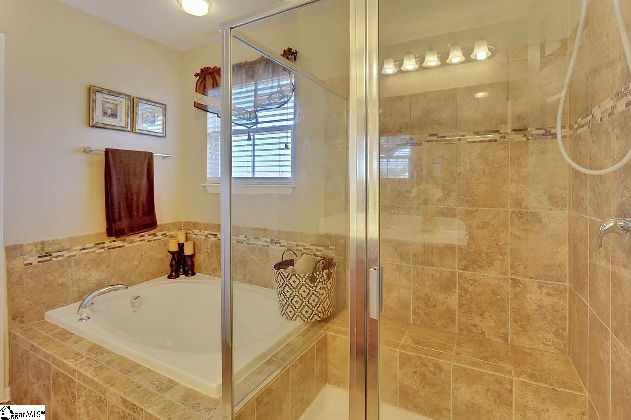4 Neves Drive Greenville, SC 29607 - Photo 28 of 36 Gallery Image 28