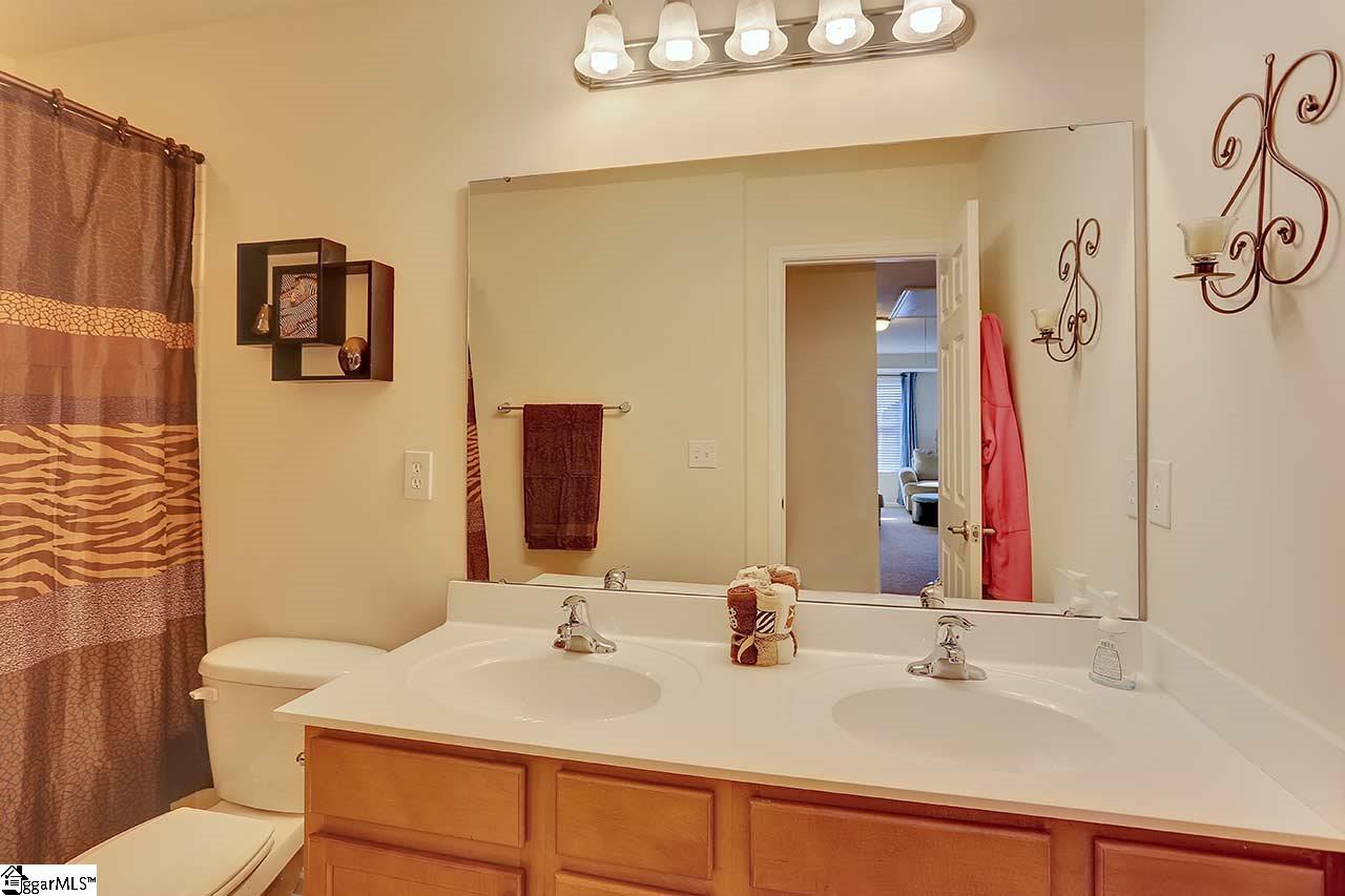 4 Neves Drive Greenville, SC 29607 - Photo 31 of 36 Gallery Image 31
