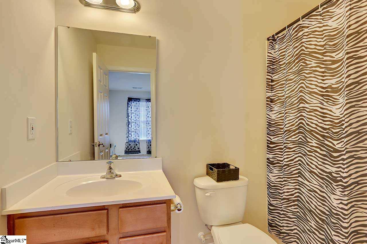 4 Neves Drive Greenville, SC 29607 - Photo 33 of 36 Gallery Image 33