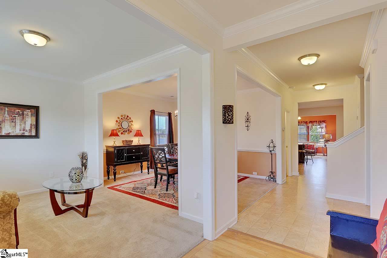 4 Neves Drive Greenville, SC 29607 - Photo 7 of 36 Gallery Image 7