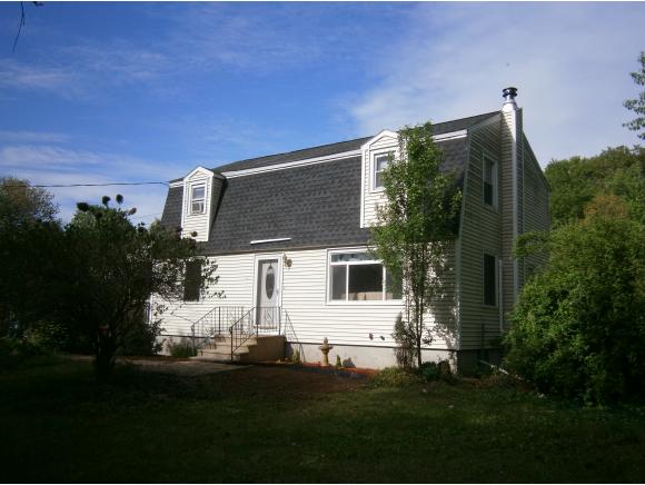44 1/2 Mill Road Derry, NH 03038 - Photo 3 of 29