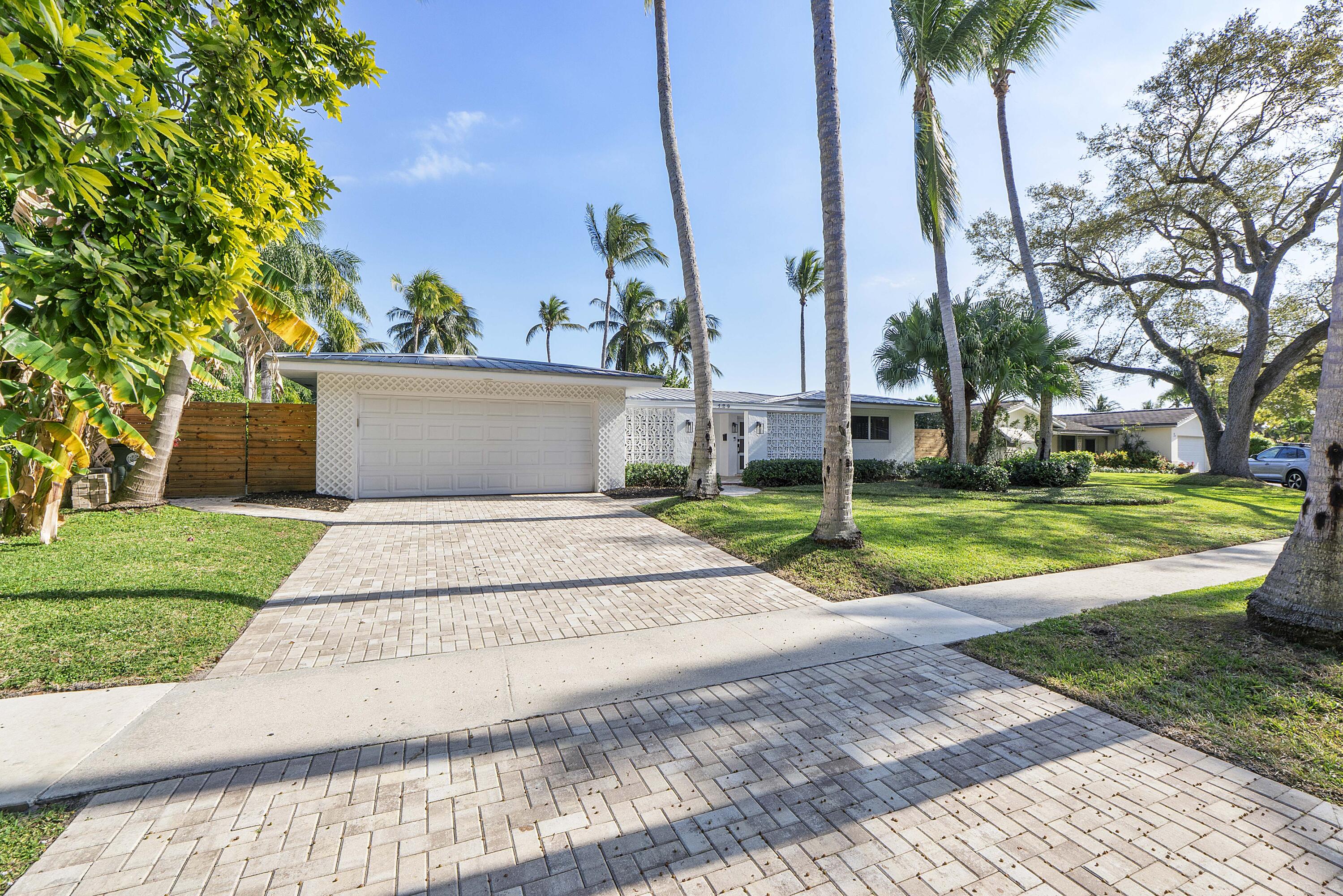 120 Southwest 8th Avenue Boca Raton, FL 33486 - Photo 35 of 38 120 Sw 8th Ave_055