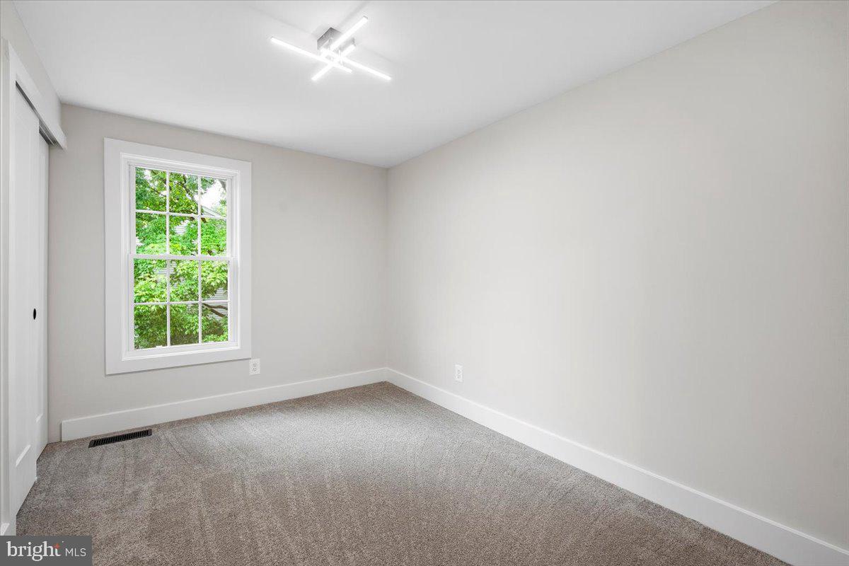 13000 Country Ridge Drive Germantown, MD 20874 - Photo 21 of 37 Upper level bedroom 2