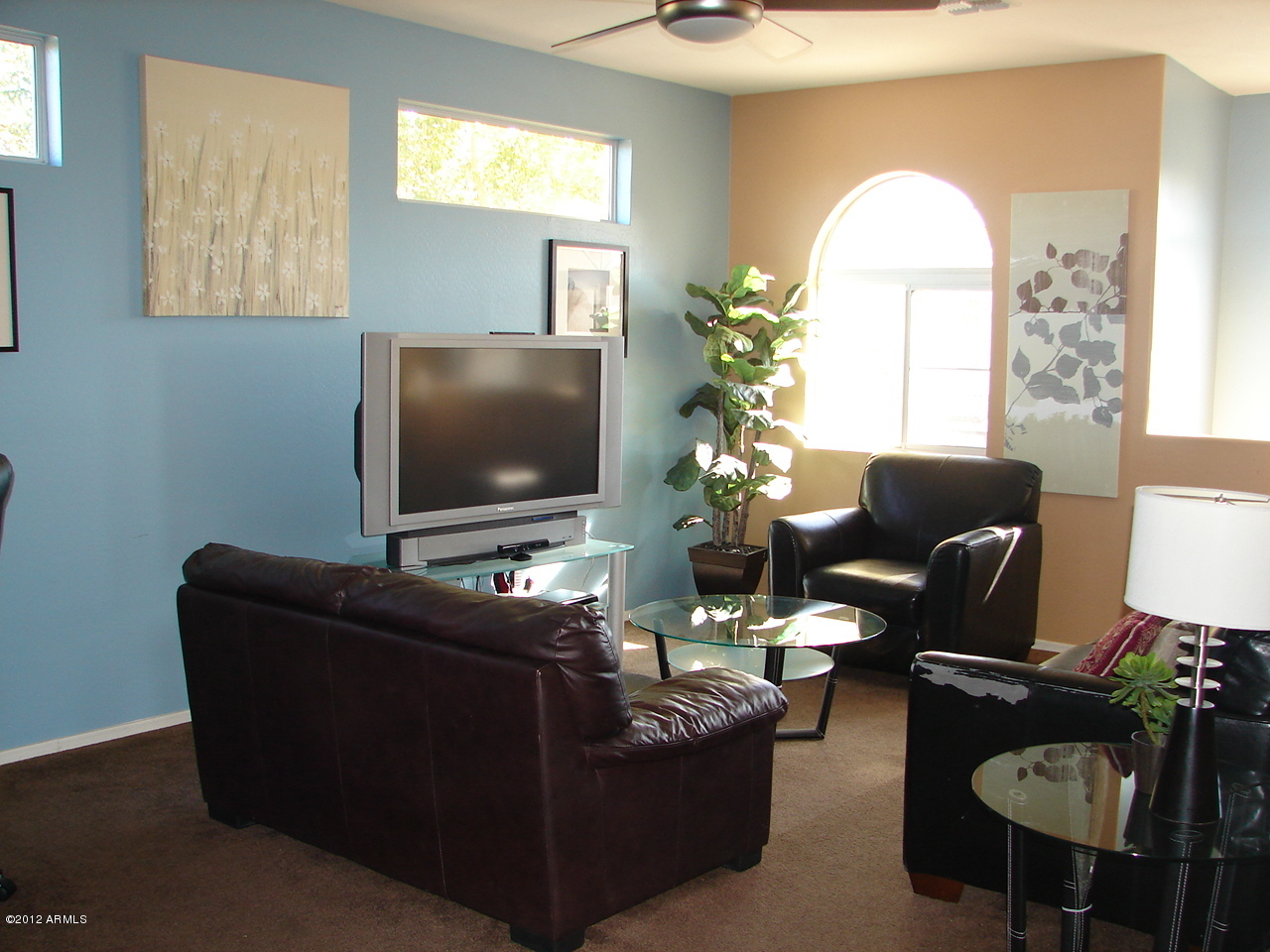 3826 West Shumway Farm Road Phoenix, AZ 85041 - Photo 19 of 27 family room 2