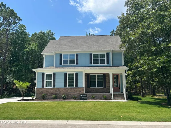 $484,900 | 738 Hollybriar Loop Road Southeast, Bolivia, NC 28422