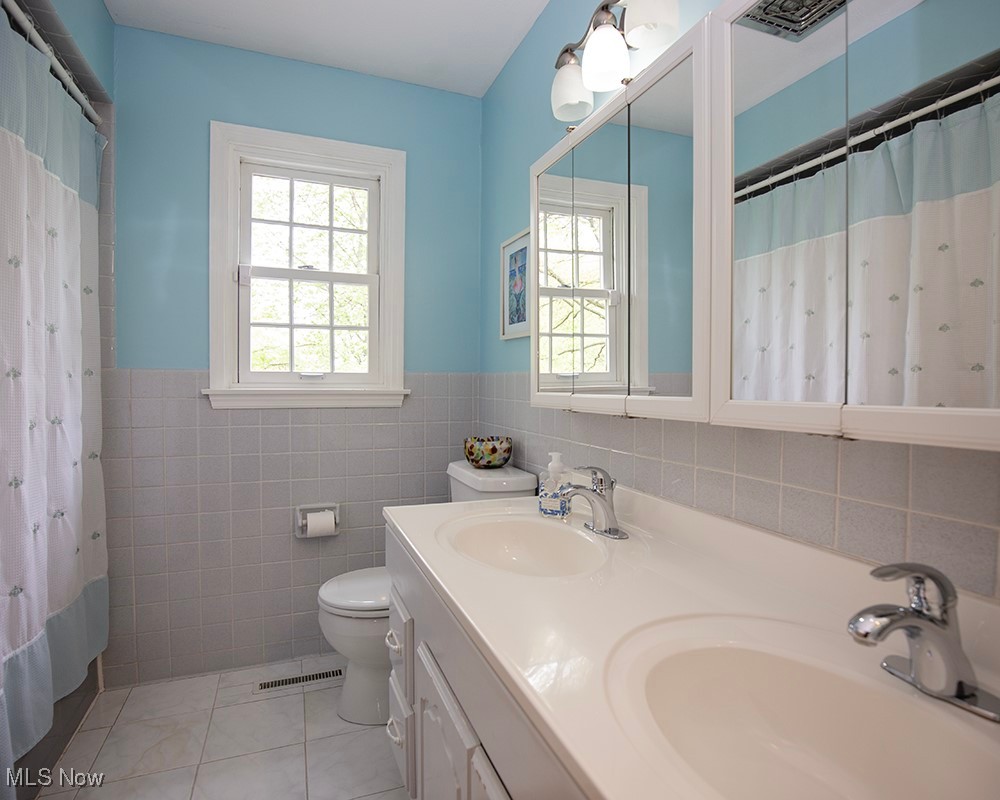 663 Beech Street Oberlin, OH 44074 - Photo 21 of 32