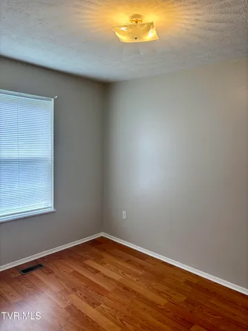 $73,000 | 126 Jack Rival Way, Dungannon, VA 24245