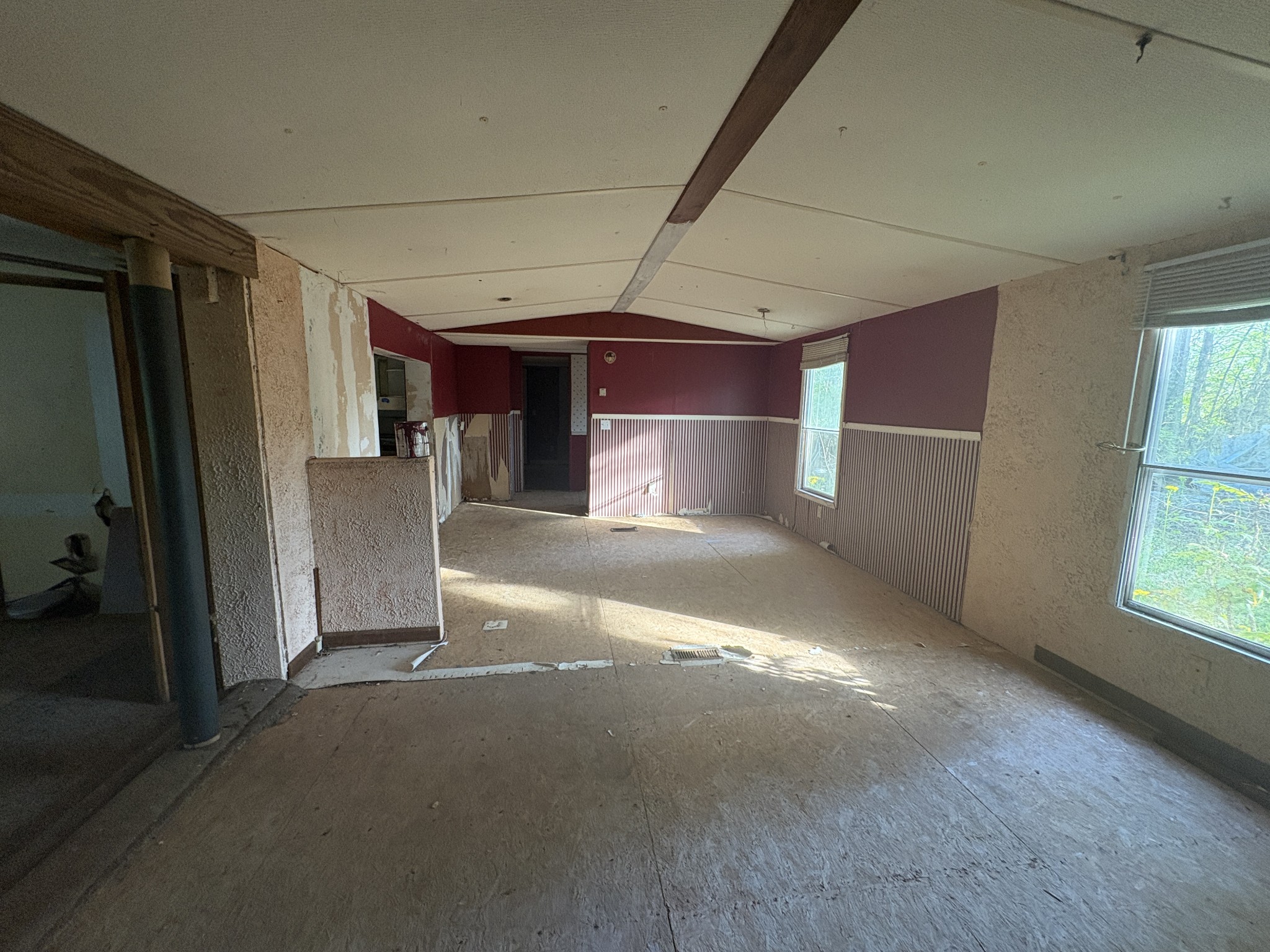 215 Frederick Loop Linden, TN 37096 - Photo 8 of 10