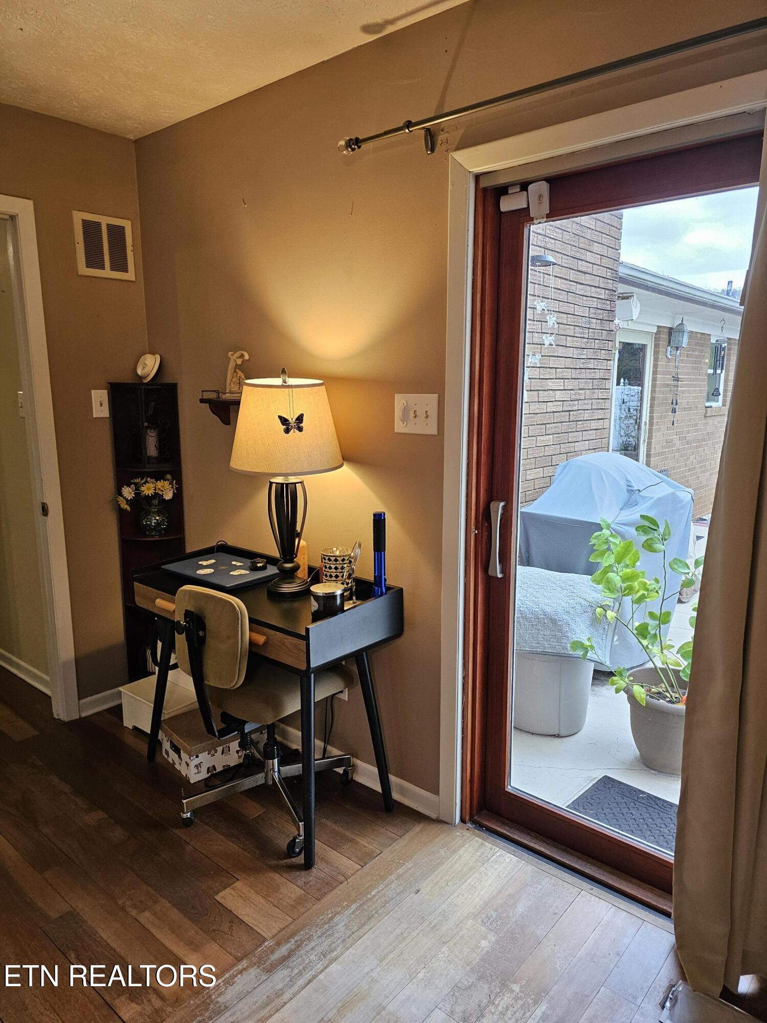 7244 Evanel Way Powell, TN 37849 - Photo 13 of 25 Primary Bedroom Desk - Sliding Pella Doo