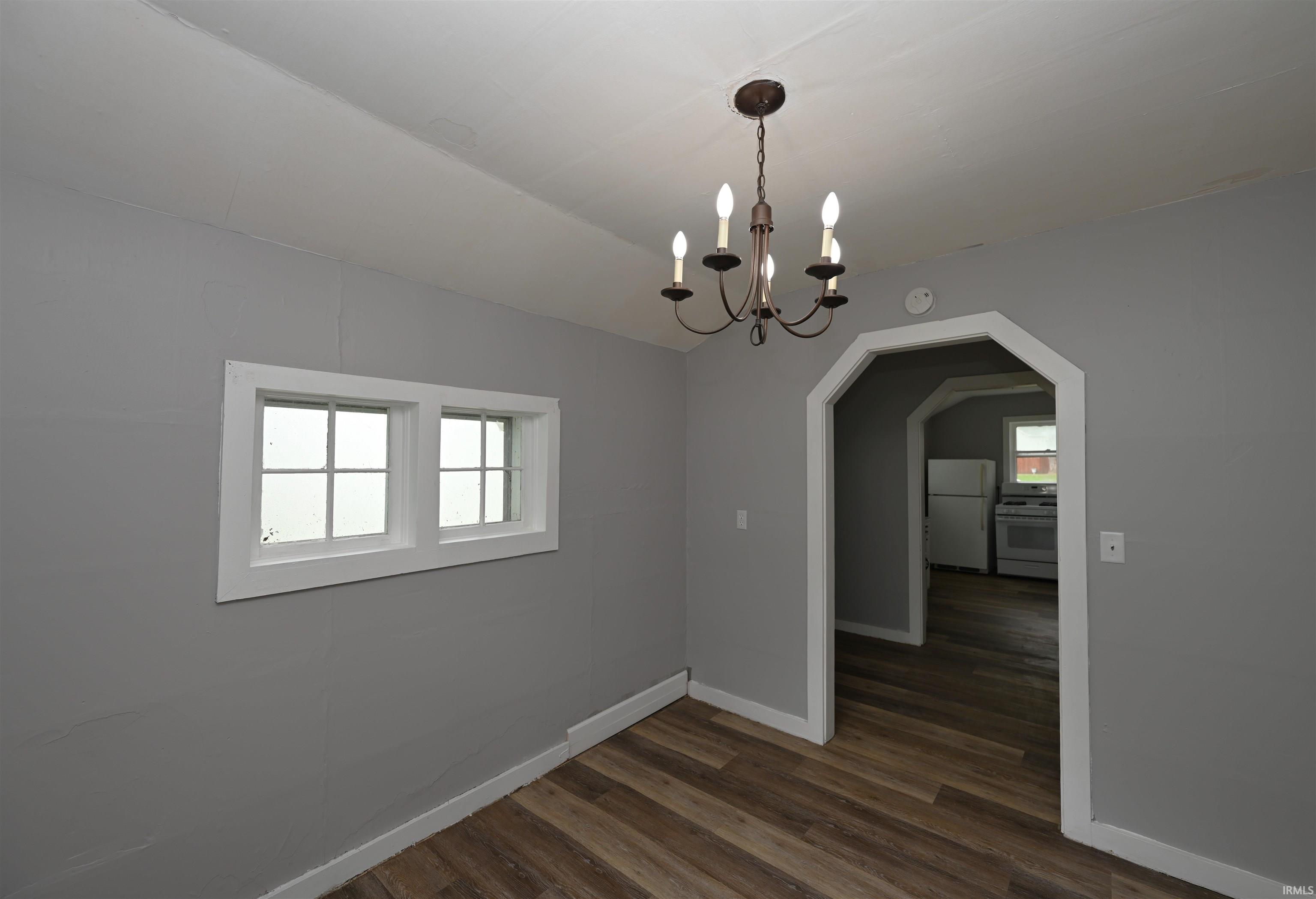 319 West 13th Street Winamac, IN 46996 - Photo 6 of 23