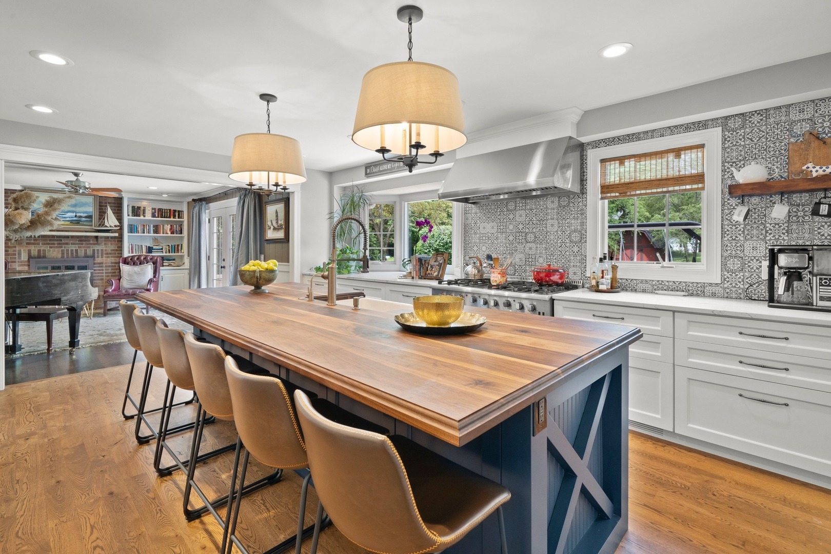 2181 Embden Lane Wheaton, IL 60189 - Photo 11 of 44