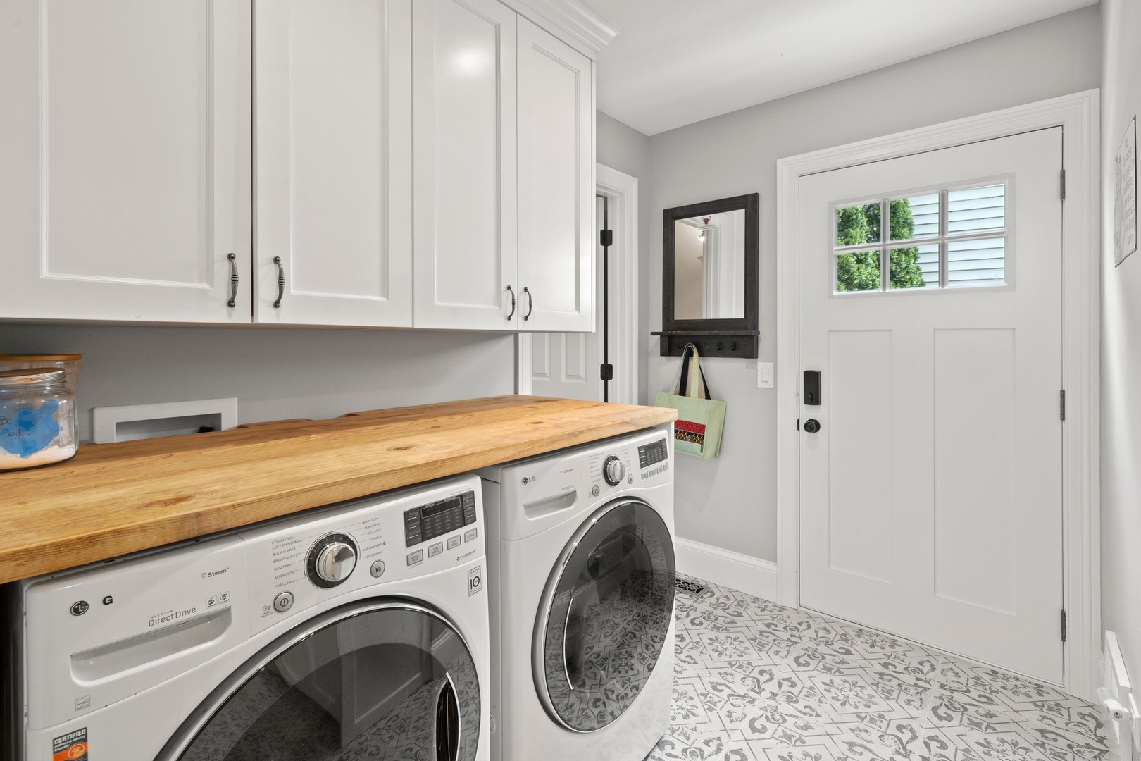 2181 Embden Lane Wheaton, IL 60189 - Photo 16 of 44