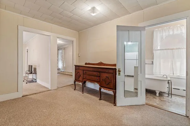 $330,000 | 9 Willow Street, Auburn, ME 04210