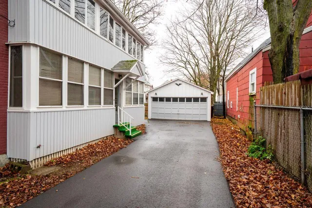 $330,000 | 9 Willow Street, Auburn, ME 04210