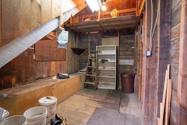 $330,000 | 9 Willow Street, Auburn, ME 04210