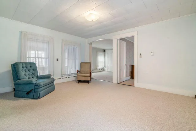 $330,000 | 9 Willow Street, Auburn, ME 04210