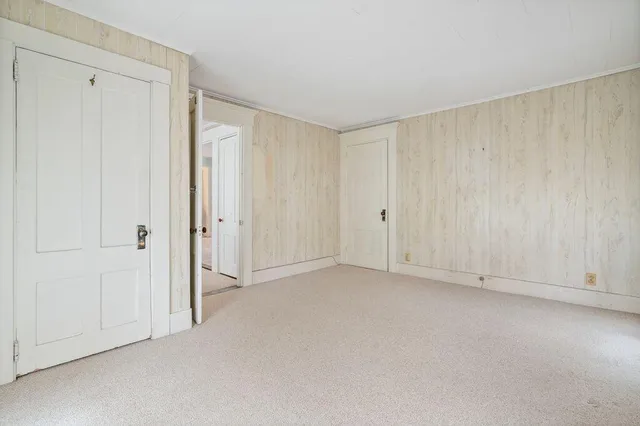 $330,000 | 9 Willow Street, Auburn, ME 04210