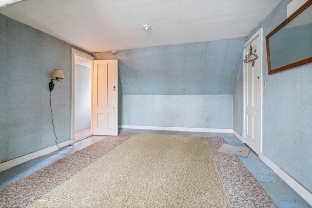 $330,000 | 9 Willow Street, Auburn, ME 04210