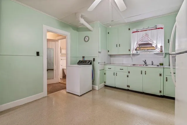 $330,000 | 9 Willow Street, Auburn, ME 04210