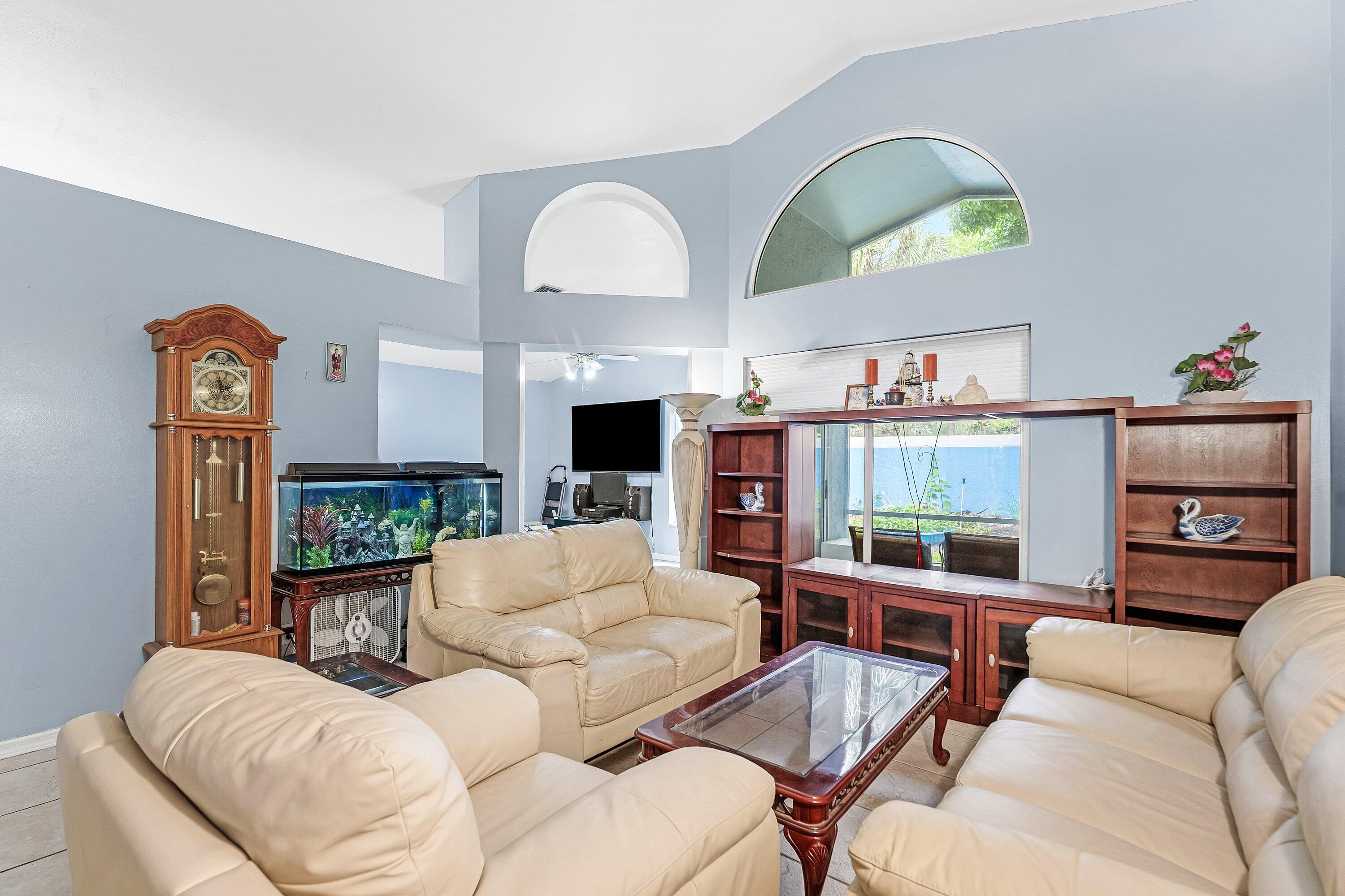 143 St Michaels Court Jupiter, FL 33458 - Photo 6 of 27 007-143SaintMichaelsCourt-Jupiter-FL-334