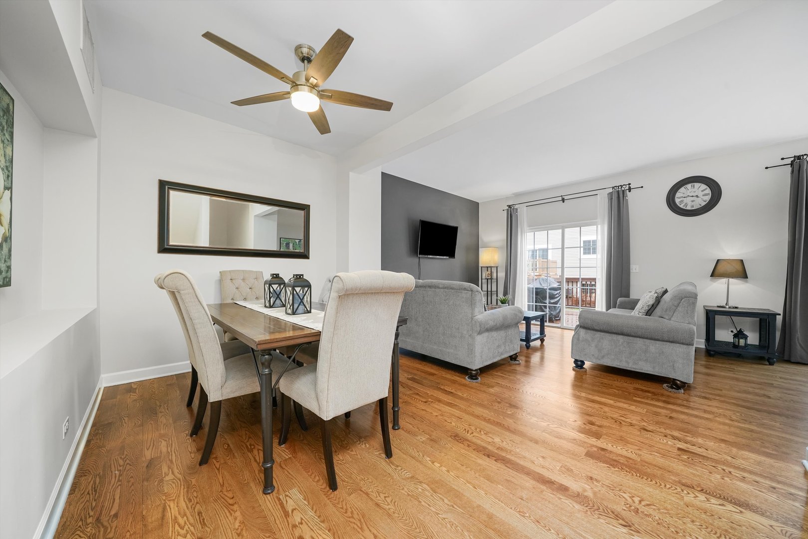 582 Declaration Lane Aurora, IL 60502 - Photo 7 of 29