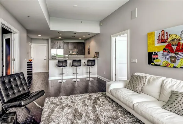 $3,000 | 905 Juniper Street Northeast, Unit 802, Atlanta, GA 30309