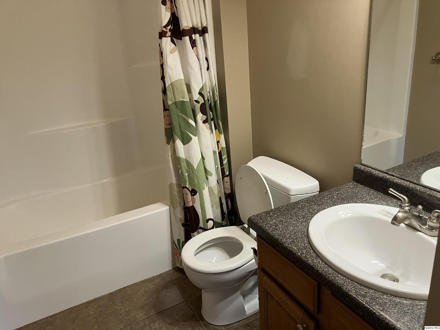 805 Brookfield Road Quincy, IL 62305 - Photo 14 of 27