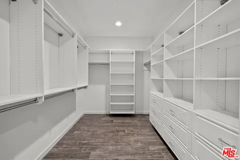 a view of walk in closet
