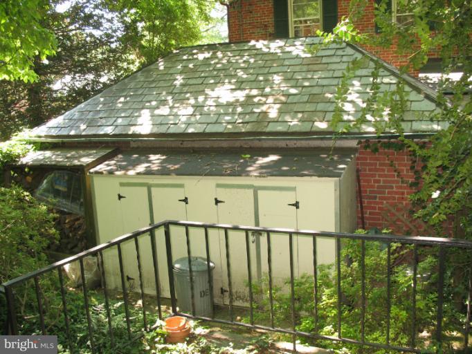 602 Coventry Road Towson, MD 21286 - Photo 1 of 28
