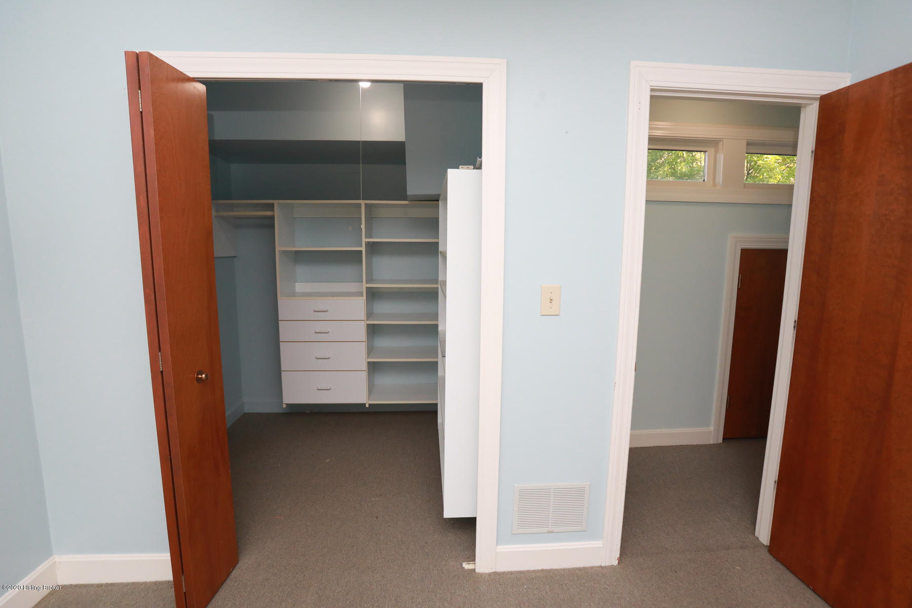 1802 Round Ridge Road Louisville, KY 40207 - Photo 39 of 51 roundridge-142